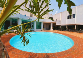 Гостиница Biss Inn Hotel  Гояния